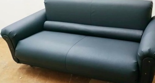 Обивка дивана на дому. Малая Вишера