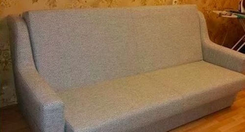 Перетяжка дивана. Малая Вишера